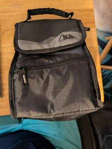Ozark Trail kleine isolierte Brotzeittasche mit Tasche - Bild 1 von 1