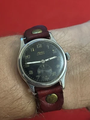 Reloj Hombre Vintage Alpina Automático Estilo Militar 33 mm PARA REPUESTOS O RESTAURAR Foto 1 de 4
