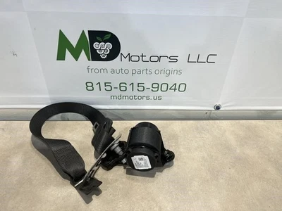 2018 - 2021 BUICK ENCLAVE REAR LEFT 2ND ROW SEAT BELT RETRACTOR 84198574 - Image 1 of 4