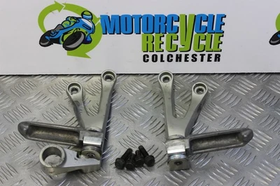 Kawasaki ZX 9 R Footrest Hangers Rear Pillion ZX9R Ninja 1998 1999 C1 C2 B103 - Image 1 of 4