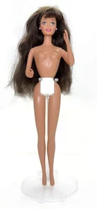 MUÑECA BARBIE Mattel ondulada pelo morena, pendientes, cabeza 1976 cuerpo 1966 - Imagen 1 de 9