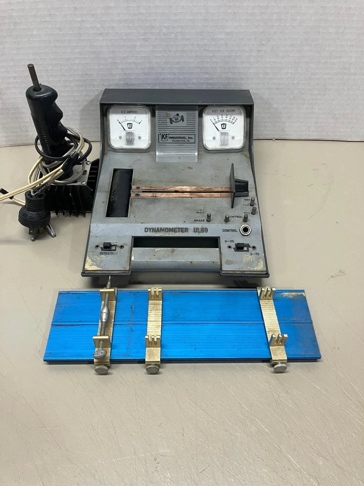 CONTROLADOR GABARITO CHASSI VINTAGE ORIGINAL ESCALA 1/32-1/24 DÉCADA DE 1960 KF DYNO & RUSSKIT - Imagem 1 de 4