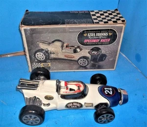 Vintage 1970 "Indy 500"- "SPEEDWAY RACER" - Liquor Decanter  - Picture 1 of 5