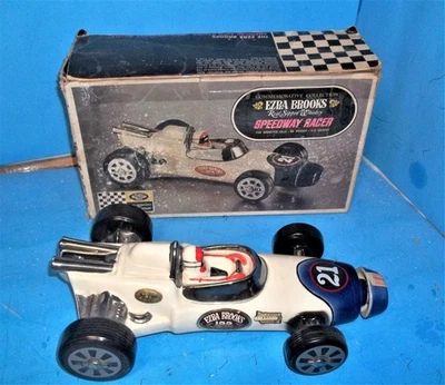 Vintage 1970 "Indy 500"- "SPEEDWAY RACER" - Liquor Decanter  - Image 1 of 4