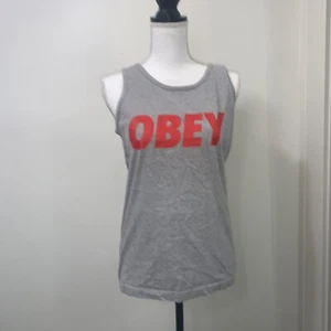 Obedecer camisa sin mangas camiseta sin mangas para hombres pequeños. Camisa musculosa gris roja con logotipo de EE. UU. - Imagen 1 de 7