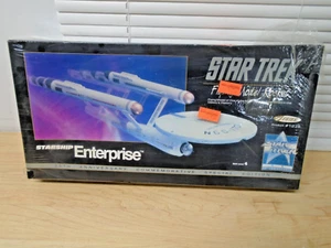1991 Star Trek Enterprise Starship Model #1275 Factory Sealed - Picture 1 of 9