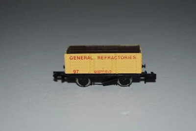 N Scale Graham Farish General Refractories Wagon Car 97 C34985 - Image 1 of 3