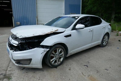 Alternador compatible con Hyundai SONATA 11-13 1705617 Foto 1 de 4