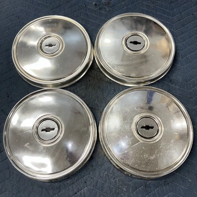 4- 1975-80 Chevrolet Chevette Tapacubos Llanta Centro Tapacubos Cubierta Rueda OEM PLATO PARA PERROS Foto 1 de 4