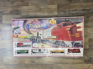 Vintage 1990 Bachmann King of the Rail Tornado 85 Piece HO Train Set #00502 - Picture 1 of 6