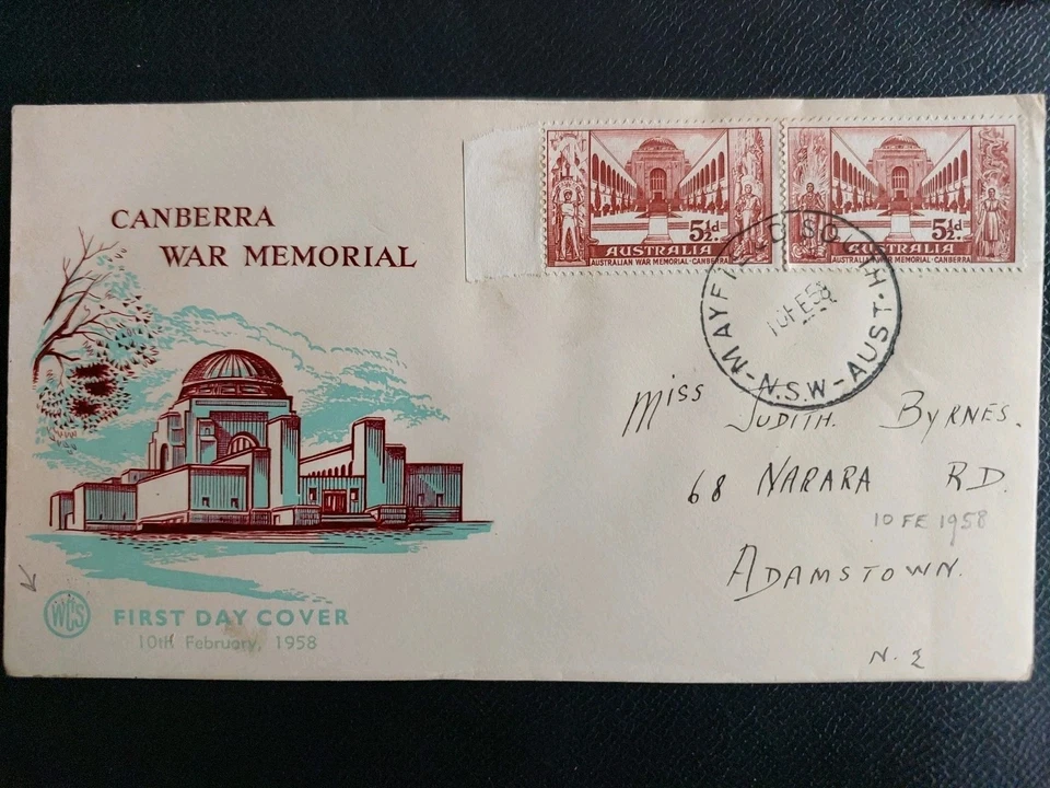 1958 War Memorial Pair 5½d  FDC,  Wesley Purple/Green Cover (A13) - image 1 of 1