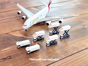 1:400 Model Airport Accessories - 6 Piece Airbus A380 Catering Truck Set - Picture 1 of 17