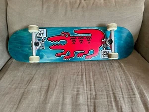 Skateboard – Lost Art (Full / Complete Setup) - Picture 1 of 1