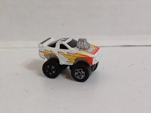 80's Micro Machine Road Champs Chevy Corvette White Big Wheels Diecast 1:144 - Picture 1 of 6