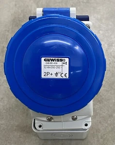 GEWISS GW66459 Compact Industrial Socket - IP55 - 2P+E 32A 250V 6H - Picture 1 of 6