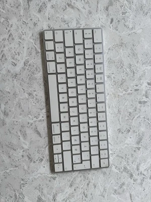 Apple Magic Tastiera Bluetooth - Immagine 1 di 3