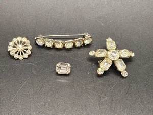 Lot of 4 Vintage Rhinestone Brooches/Pins Clear Costume Jewelry Sparkle - Picture 1 of 15