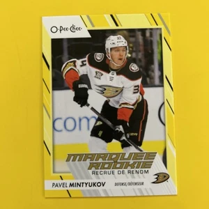 🐶 2023-24 O-Pee-Chee Marquee Rookie Yellow #593 Pavel Mintyukov - Bild 1 von 2