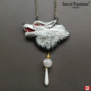 White Wolf Necklace Pendant Sauvage Animals Forest Wild Life Magic Power Jewelry - Picture 1 of 24