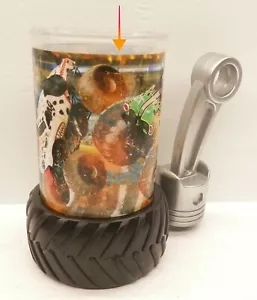 Coppa di plastica souvenir ufficiale Monster Jam con supporto impugnatura pistone - INCRINATA! - Foto 1 di 3