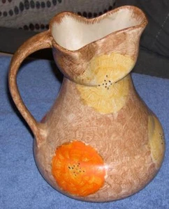 Jarra marrón grande WadeHeath - flores naranjas, 8" de alto - Imagen 1 de 1