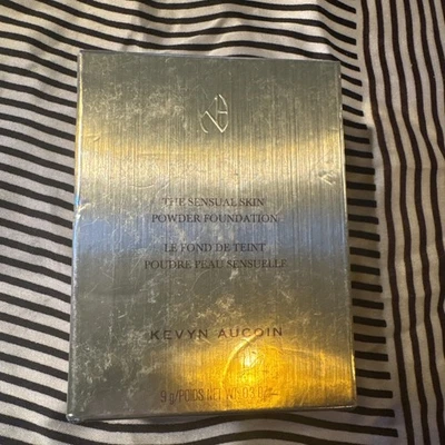 Kevyn Aucoin Sensual Skin Powder Foundation – PF05 Medium – New Sealed - Image 1 of 2