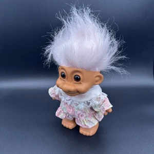 Russ Troll Doll Happy Birthday Party Girl Doll VTG 8 inch 18445 No Gift - Picture 1 of 5