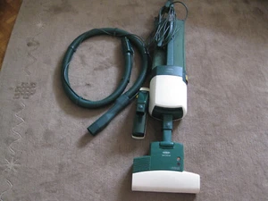 Aspiradora Vorwerk Kobold 121 con accesorios - Imagen 1 de 5