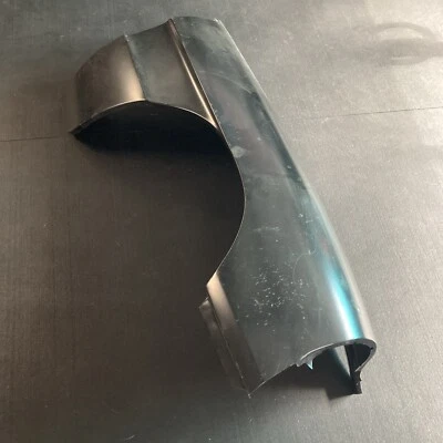 60519395 Alfa Romeo Spider S4 (versões dos EUA 1991-93) quarto dianteiro direito / para-lama - Imagem 1 de 4