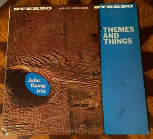 JOHN YOUNG - Themes and Things ~ ARGO 692 {dg STEREO orig} w/Phil Thomas - RARE - Foto 1 di 9