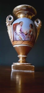 Vase Balustre D'époque Restauration Début XIXéme Porcelaine De Sèvres  - Picture 1 of 10