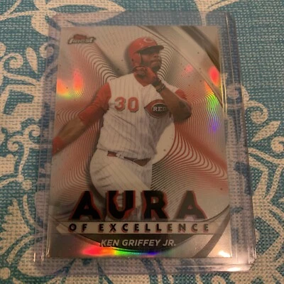 2022 Topps Finest  KEN GRIFFEY JR Aura of Excellence Refractor CINCINNATI REDS  - Image 1 of 2