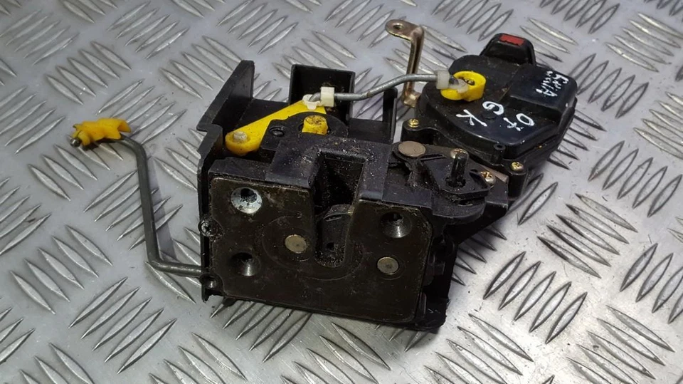 Mecanismo de bloqueo de puerta Kia Rio 2007 - lado trasero izquierdo 2xirl, genuino #372227-88 Foto 1 de 1