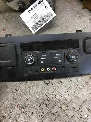 15 CHEVY/GMC SUBURBAN 1500 SERIES Heater A/c Control - Image 1 of 2