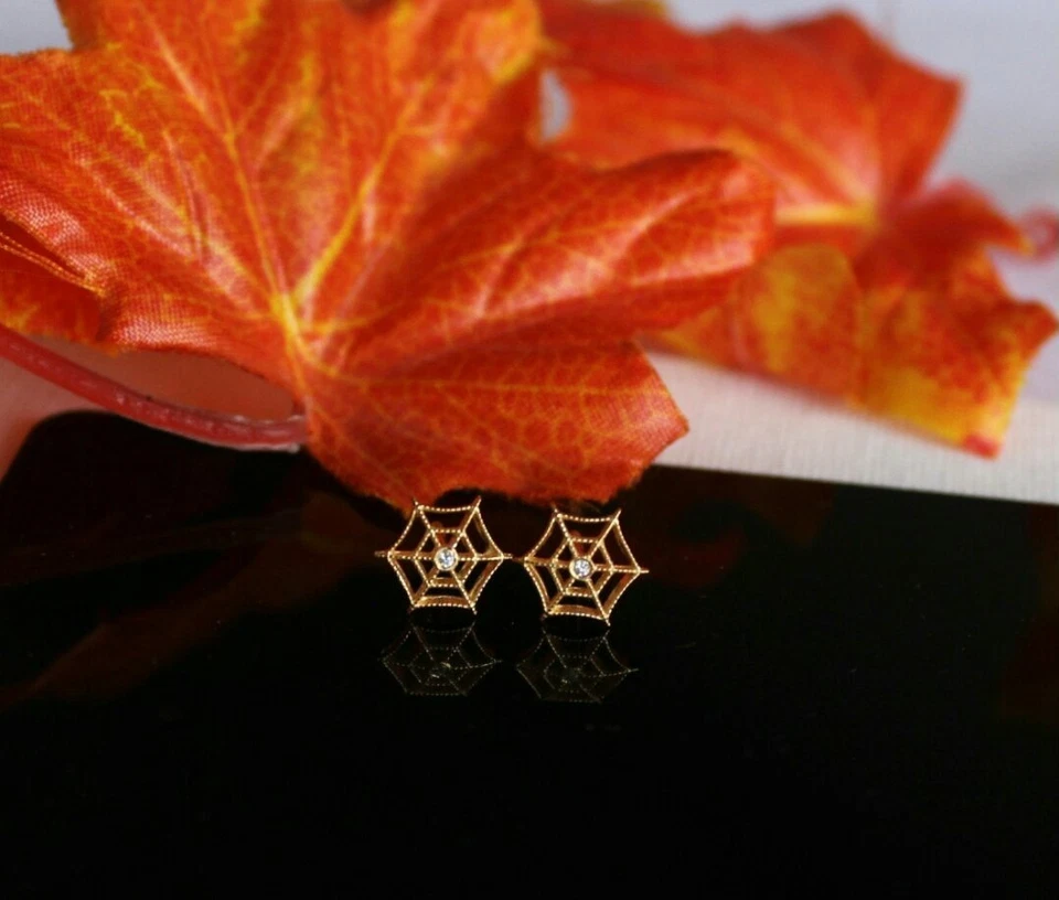 Spinnennetz Ohrstecker Piercing 14k Solid Gold Diamant Körper Nase Ohr - Bild 1 von 4