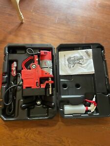 MILWAUKEE MAGNETIC DRILL 220V US PLUG  220-240V  50-60Hz  PRIORITY MAIL SHIPPING