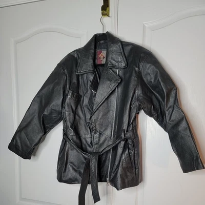 G III Women VINTAGE Black Leather Jacket Coat Belted Front Zip Quilt Lined Large - Image 1 of 4