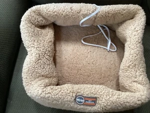 Thermo-Snuggle Cup Bomber - Indoor Heated Cat Bed Chocolate 14 X 18 Inches - Picture 1 of 2