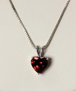 Sterling Silver Big RED Garnet Heart Pendant on 20" Box Chain Jan Birthstone - Bild 1 von 1