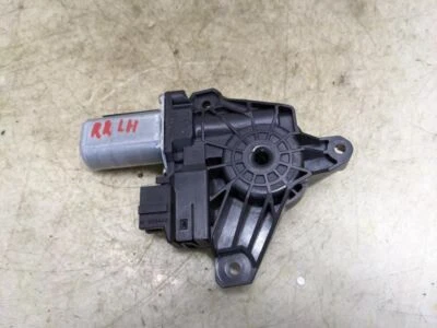 2016-2021 Mercedes-Benz C300 Rear Left Door Power Window Motor 205-906-03-01 OEM - Image 1 of 4