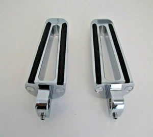 OUTLAW CHROME REAR PASSENGER FOOT PEGS MALE MOUNT HARLEY SOFTAIL DYNA - Picture 1 of 4