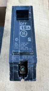 GE Circuit Breaker 15 Amps Single Pole Unit THQL1115 120-240V 10kA - Picture 1 of 5