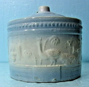 ANTIQUE VTG. BLUE & WHITE McCOY "PEACOCK AT THE FOUNTAIN" COVERED SALT CROCK - Picture 1 of 7