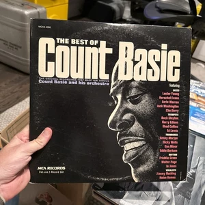 Count Basie And His Orchestra – The Best Of Count Basie MCA2-4050 2LP EX/EX - Picture 1 of 8
