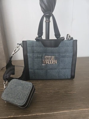 Bolso Bandolera Steve Madden Acolchado Denim Correa Cadena Azul Foto 1 de 4