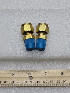 Swagelok Brass 3/8" Tube OD x 1/4" Mnpt Tubing Adapter B-600-1-4 NOS 2 Pack - Picture 1 of 2