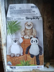 Simplicity 8821 15" Relleno Plish Perezoso Panda y Koala Oso Patrón Sin Cortar - Imagen 1 de 4