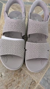 SKECHERS SLIP -IN HANDS FREE WASHABLE LUXE FOAM TAUPE SZ 8.5. NWT $75 - Picture 1 of 8