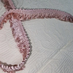 5Y33" Vintage Light Pink Scroll Loop Fabric Trim 7/8 " A3 - Picture 1 of 5