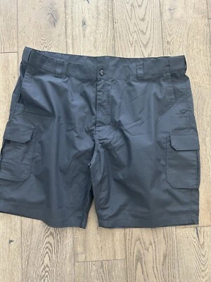 HAWAIIAN AIRLINES Mens Size 52 Uniform Cargo Shorts - Dark Gray - Image 1 of 4